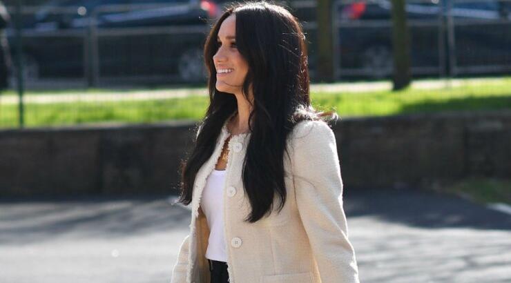 Το Mango δημιούργησε την οικονομική εκδοχή της τσάντας της Meghan Markle