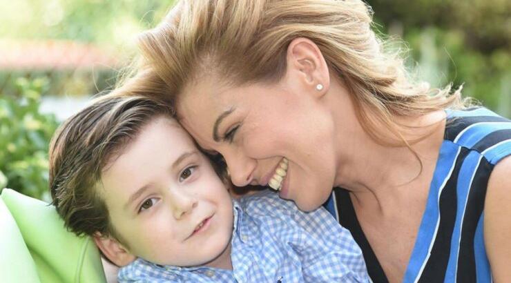 Γεωργιάδης - Μανωλίδου: O γιος τους έγινε 15 ετών και η αλλαγή του είναι εντυπωσιακή [εικόνες]