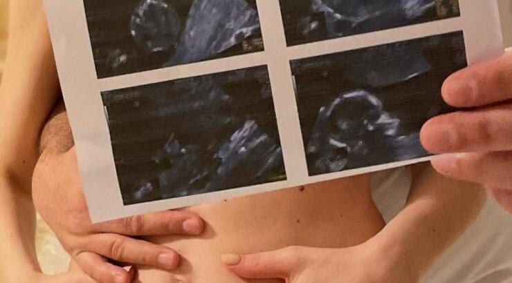 Έλληνας παρουσιαστής περιμένει το πρώτο του μωράκι! [εικόνες]