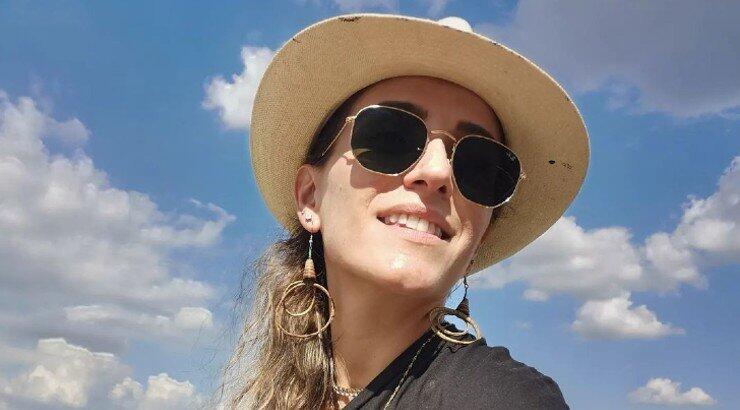 Μάρα Κωνσταντίνου: Έκανε κατακόρυφο μπροστά από τον Πύργο της Πίζας! [εικόνες]