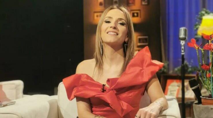 Μάρα Κωνσταντίνου: Δεν πάει το μυαλό σου τι έβγαλε από την τσέπη της on air [βίντεο]