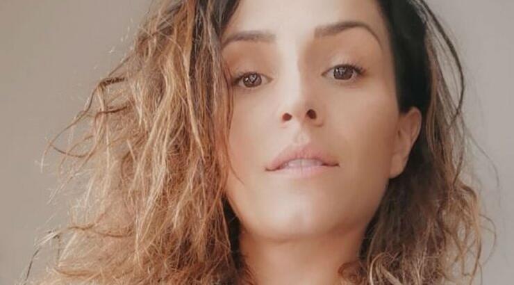 Η Μάρα Κωνσταντίνου δαμάζει τα κύματα! [βίντεο]