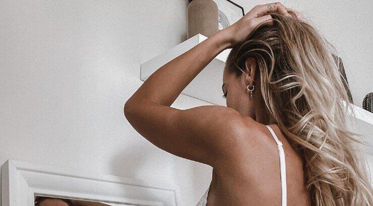 Φήμες χωρισμού για Ελληνίδα παρουσιάστρια μετά το unfollow στον σύζυγό της