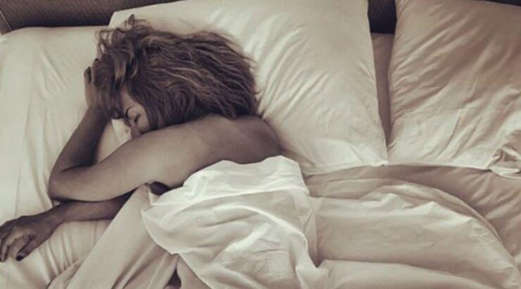 Ελληνίδα παρουσιάστρια αποκαλύπτει: "Μπορεί να είμαστε παντρεμένοι και να μην το ξέρετε!" 