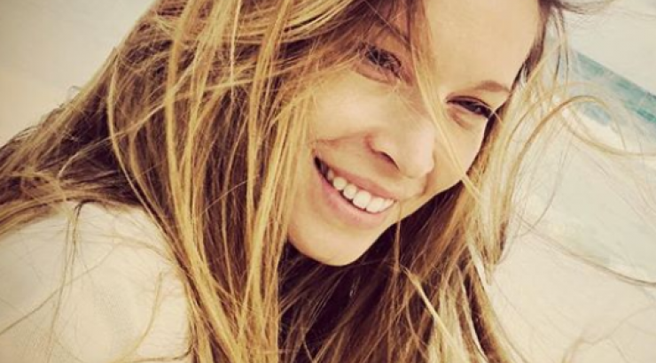 Δείτε τη Μαριέττα Χρουσαλά στην παραλία 20 ημέρες μετά τη γέννηση του γιου της!