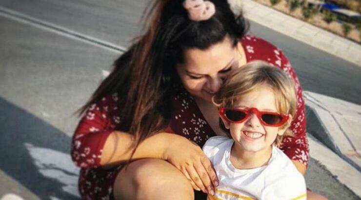 Μαριλένη Σταύρου: Το σκετσάκι με τον γιο της που μας ξετρέλανε! [βίντεο]