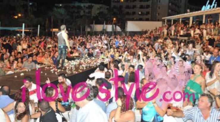 Γιώργος Μαζωνάκης: Πήγαμε στη συναυλία του καλοκαιριού