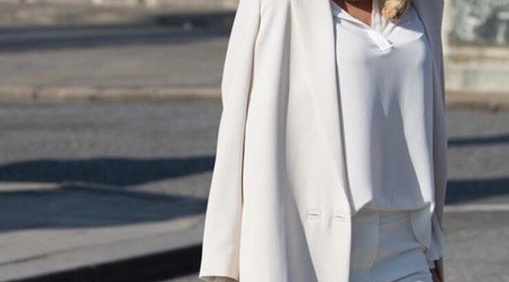 Βρήκαμε τις γόβες που φόρεσε στο Παρίσι η Ελένη Μενεγάκη