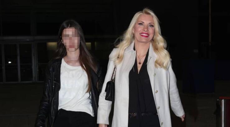 Η Ελένη Μενεγάκη για τη φοιτήτρια κόρη της στην Αγγλία: “Η μάνα σου εκεί έχει το μυαλό της συνέχεια” [βίντεο]