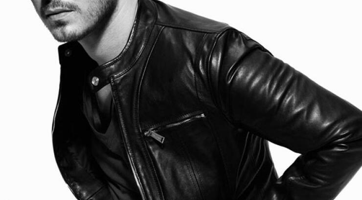 O Super FM παρουσιάζει τον Μιχάλη Χατζηγιάννη LIVE!