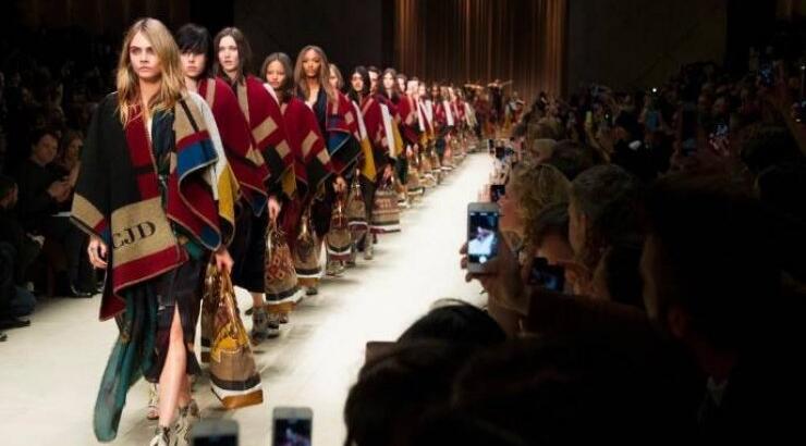 Κάντε χώρο στην ντουλάπα: Οι φούστες είναι must για τη σεζόν! 