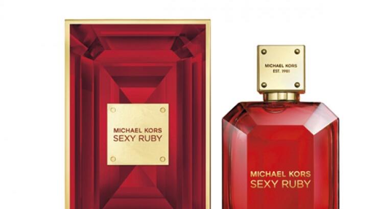 Sexy Ruby: Το νέο άρωμα από τον Michael Kors