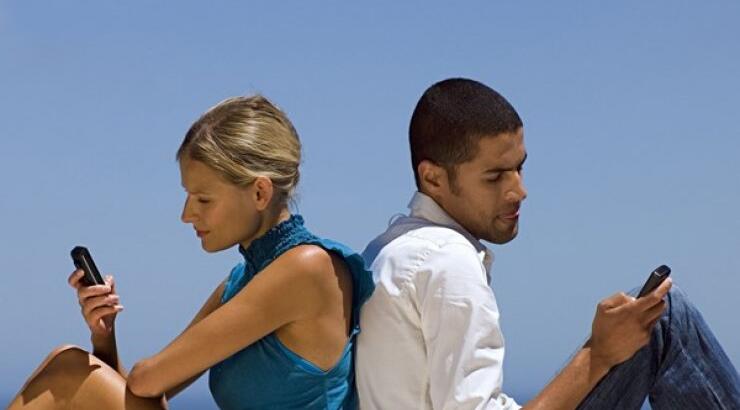 Εφαρμογή πιάνει στα πράσα τους άπιστους [βίντεο]