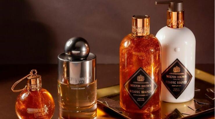 Ενθουσιαστήκαμε με τη νέα εορταστική συλλεκτική συλλογή του οίκου Molton Brown