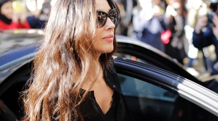 Η Monica Bellucci στους Dolce & Gabbana [φωτογραφίες]