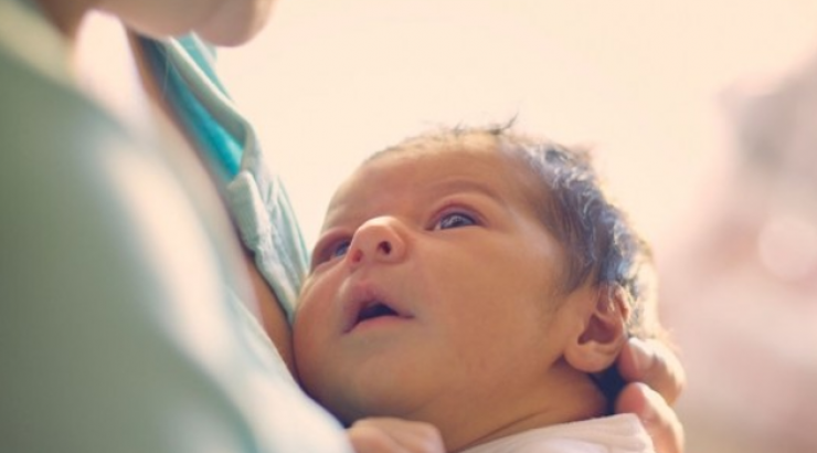 Υπάρχει επιστημονική εξήγηση γιατί τα νεογέννητα μωρά μυρίζουν τόσο όμορφα!