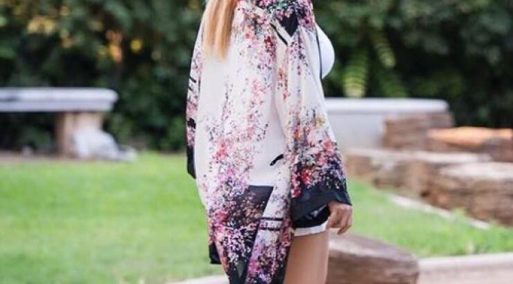 Μαρία Μπακοδήμου: Ποζάρει με μπικίνι στα 53 της χρόνια!