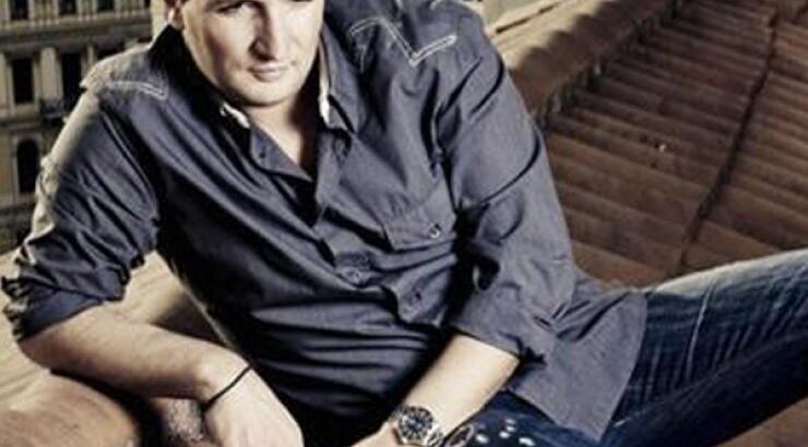 Ο Δημήτρης Μπάσης στην Κύπρο για δύο συναυλίες