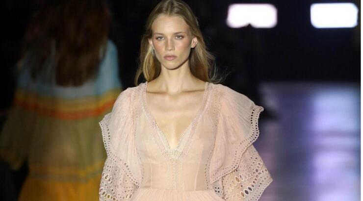 Βολάν: Η τάση που πρέπει να φορέσεις