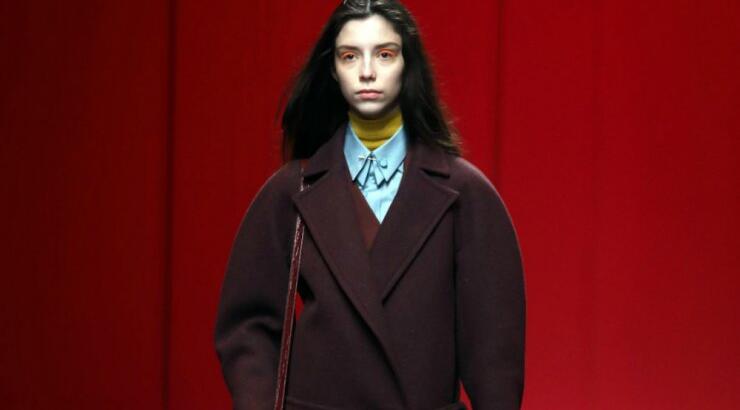 Επιλέγουμε το χρώμα του μπορντό για τις βραδινές μας εξόδους