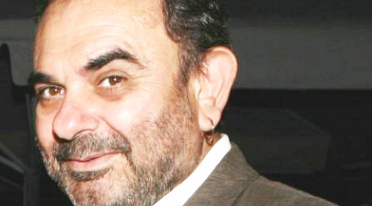 Αποχωρεί από τη μουσική σκηνή ο Σάκης Μπουλάς λόγω υγείας!