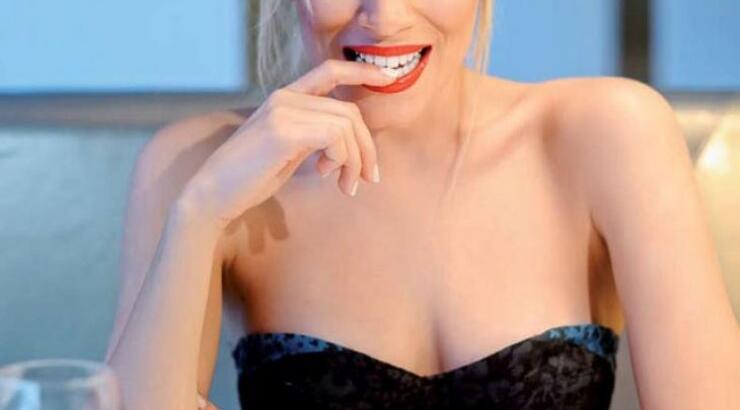 Η Νάντια Μπουλέ είναι ερωτευμένη!