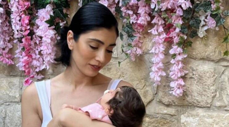 Νάσια Σιαηλά: Μας ξεναγεί στο dreamy δωμάτιο της κόρης της [βίντεο]