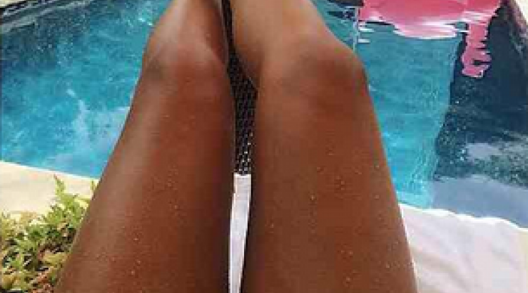 Η διάσημη έγκυος που προκάλεσε αντιδράσεις με αυτή τη φωτογραφία!