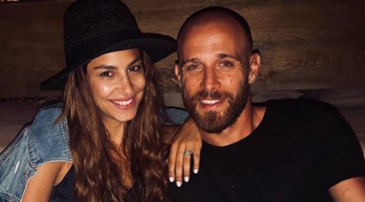 Νεκτάριος Αλεξάνδρου: Μας έδειξε την υπέροχη αυλή του σπιτιού τους στο Μονιάτη!