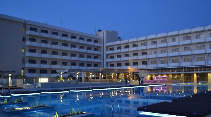 PGS: Φωτίζει το ξενοδοχείο Nestor στην Αγία Νάπα