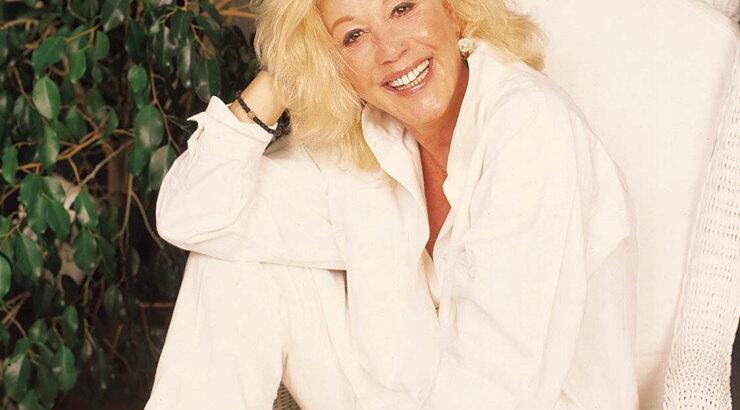 Ζωή Λάσκαρη: Την χαστούκισε φωνάζοντας έξαλλος “δεν υποφέρεσαι”!