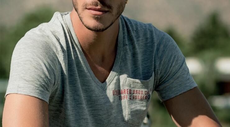 Ο Νίκος Οικονομόπουλος επιστρέφει