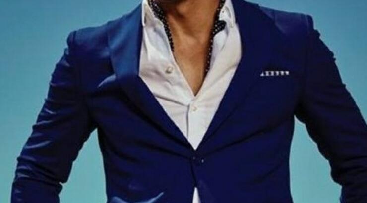 Αποκάλυψη! Ο Νίκος Βέρτης απολαμβάνει τις διακοπές του με νεαρή μελαχρινή