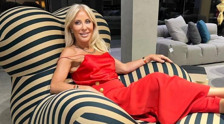 Νόνη Κυπριανού: Το mini φόρεμα που επέλεξε για μια χαλαρή καλοκαιρινή βραδιά