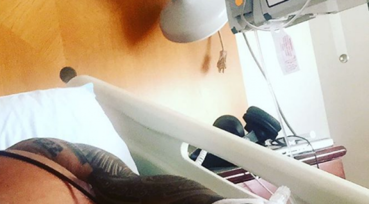 Πασίγνωστος παρουσιαστής στο νοσοκομείο!