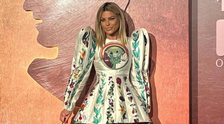 Ντία Αρίστου: Με τολμηρό look στο show των Dolce & Gabbana στο Μιλάνο