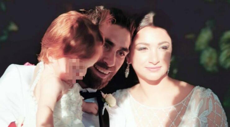 Νικόλας Εγγλέζου – Οδύσσεια Τσελεπή: Η είσοδος στο πάρτι του γάμου τους και ο πρώτος χορός! [εικόνες & βίντεο] 