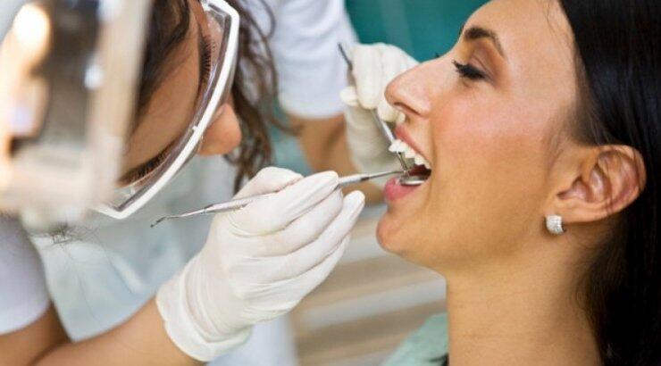 Συνελήφθησαν δύο γυναίκες με μαϊμου πτυχία οδοντιάτρου