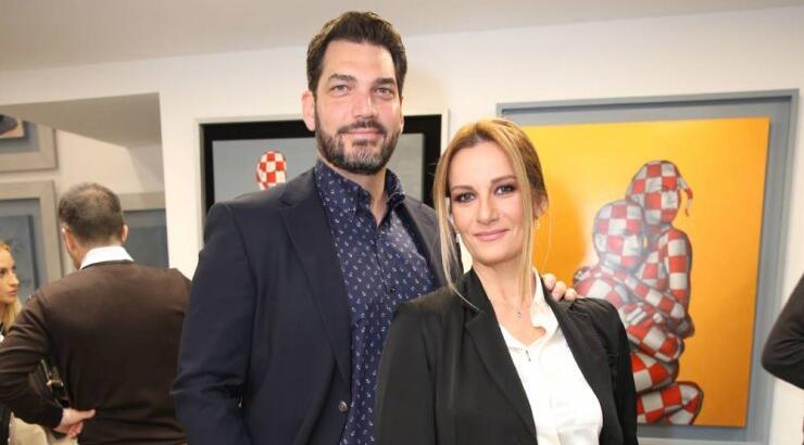 Δέσποινα Ολυμπίου: Αποκάλυψε τον λόγο που δεν έχουν παντρευτεί με τον Πάνο Δούκα [βίντεο]