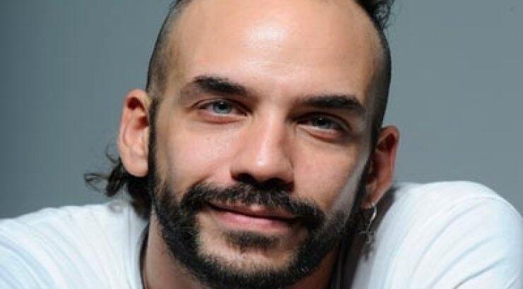 Πάνος Μουζουράκης: Απαντά στις φήμες που τον θέλουν να τον έδιωξε η Βίσση από τους "Δαίμονες"