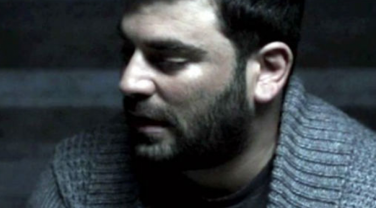 Συγκλονιστικό:Ο Παντελίδης ερμηνεύει με την κιθάρα του το τραγούδι που έγραψε λίγο πριν πεθάνει