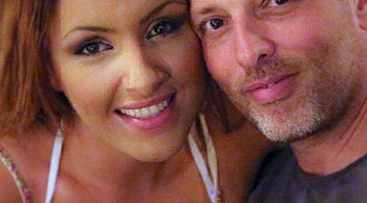 Ο εκνευρισμός της Έλενας Παπαρίζου για τα δημοσιεύματα που τη θέλουν να παίρνει διαζύγιο!