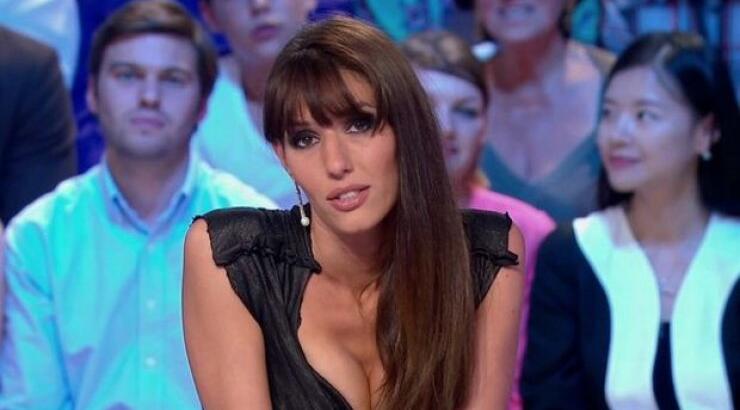 Υποσχέθηκε να πει γυμνή τον καιρό αν προκρινόταν η Γαλλία και δεν αθέτησε την υπόσχεσή της