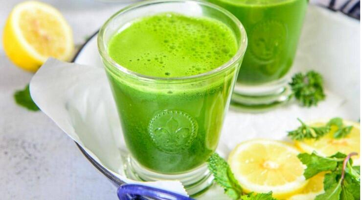 Μαϊντανό και λεμόνι: Το θαυματουργό ρόφημα για τα νεφρά