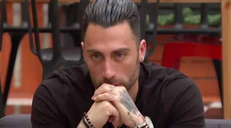 Η σχέση του νέου παίκτη στο "Power of Love" με γνωστή κυρία της κοσμικής ζωής