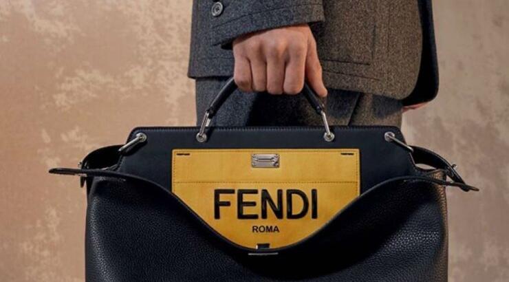 Peekaboo ISeeU: Η νέα elegant τσάντα του ιταλικού οίκου Fendi