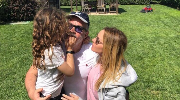 Πέγκυ Ζήνα: Οι απίθανες εικόνες με την οικογένεια της για τους εορτασμούς των γενεθλίων της 