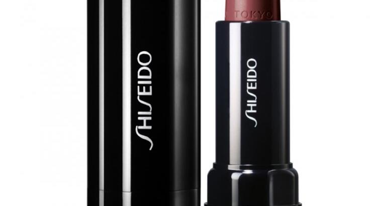 Νέα απόχρωση στα χείλη από τη Shiseido