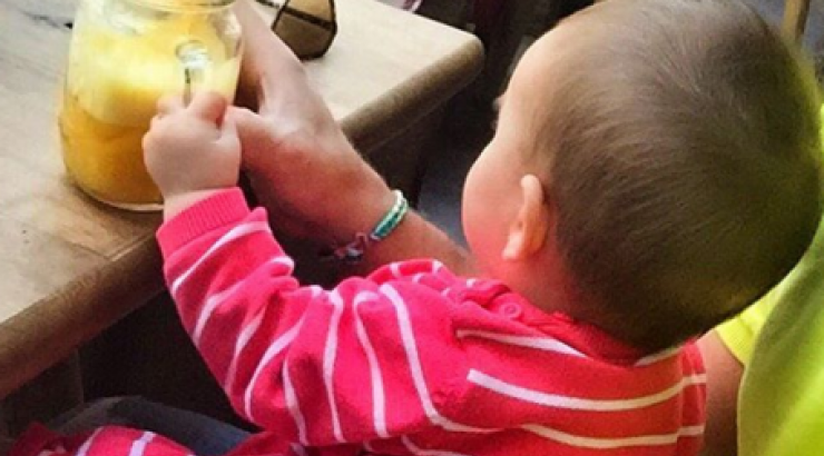 Αυτή είναι η επτά μηνών κορούλα επώνυμου Έλληνα!