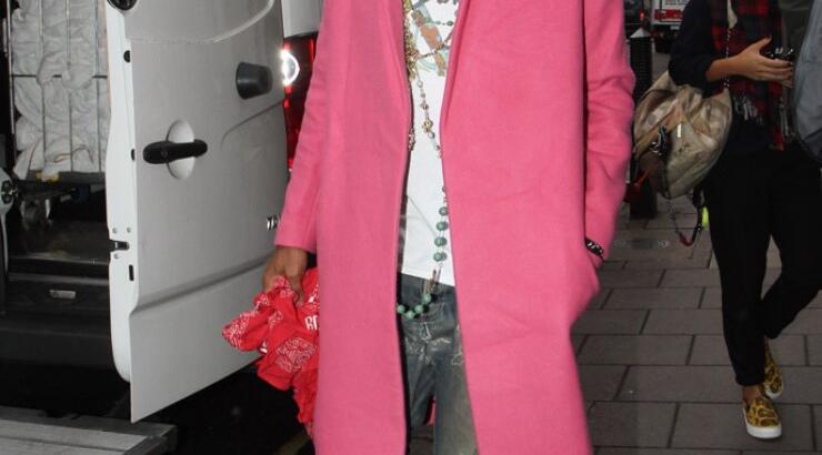 Ο Pharrell Williams και το ροζ παλτό